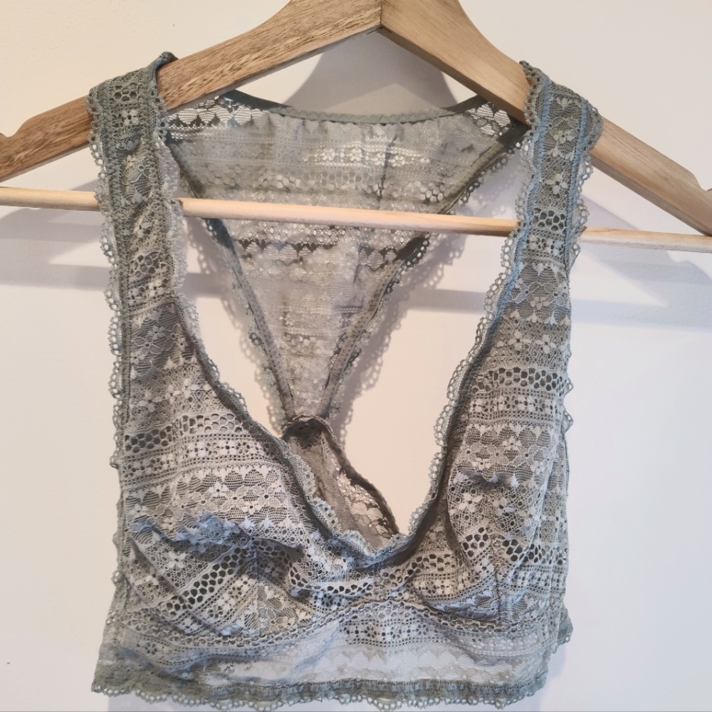 VS Aqua Festival Lace Bralette M